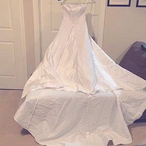 Wedding dress